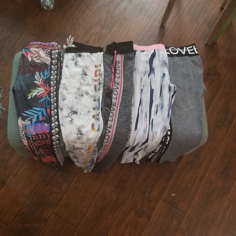 Leggings all 5 for 40.00